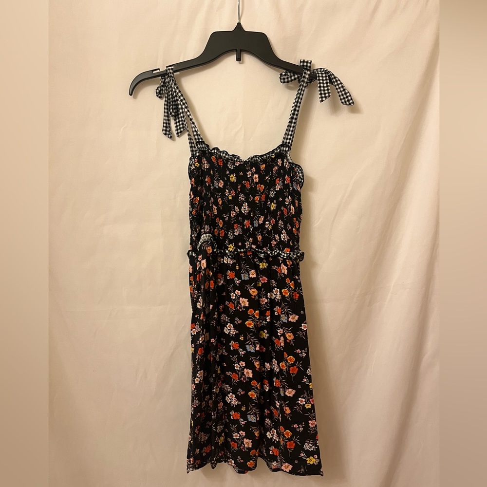 Sleeveless Floral Dress for juniors